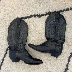 Vintage black womens cowboy boots